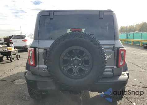 2023 Ford Bronco Base из США, поврежденный, VIN 1FMEE5DP5PLB33207